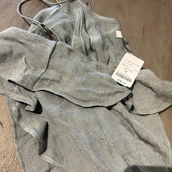 Favlux Moss Green Women's Top (BRAND NEW/WITH TAGS) - Picture 4 of 7